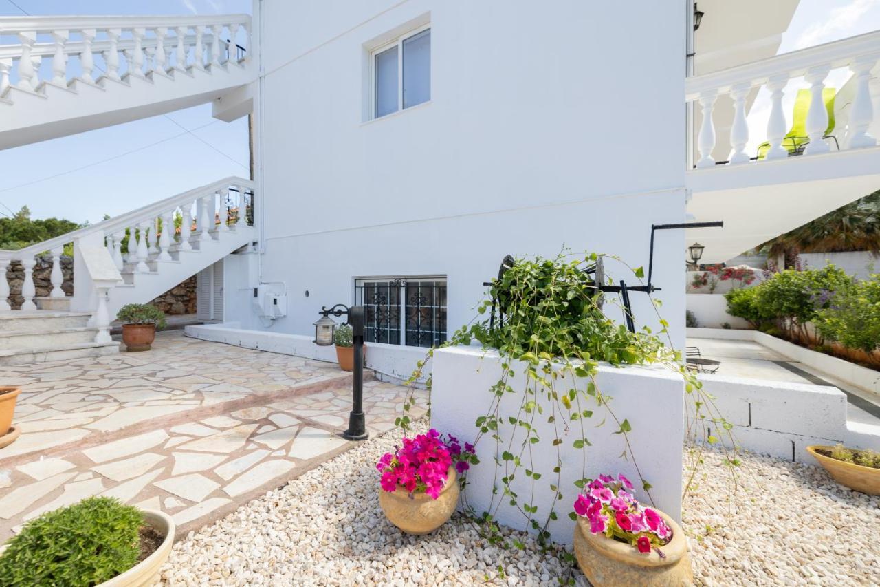 White House Studios & Apartments Argostoli  Exterior foto